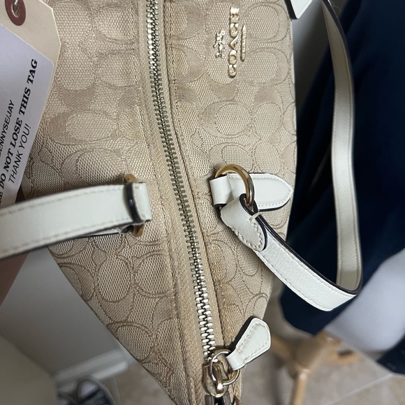 Coach Cream and White Shoulder Bag with Signature Monogram - Picture 10 of 13